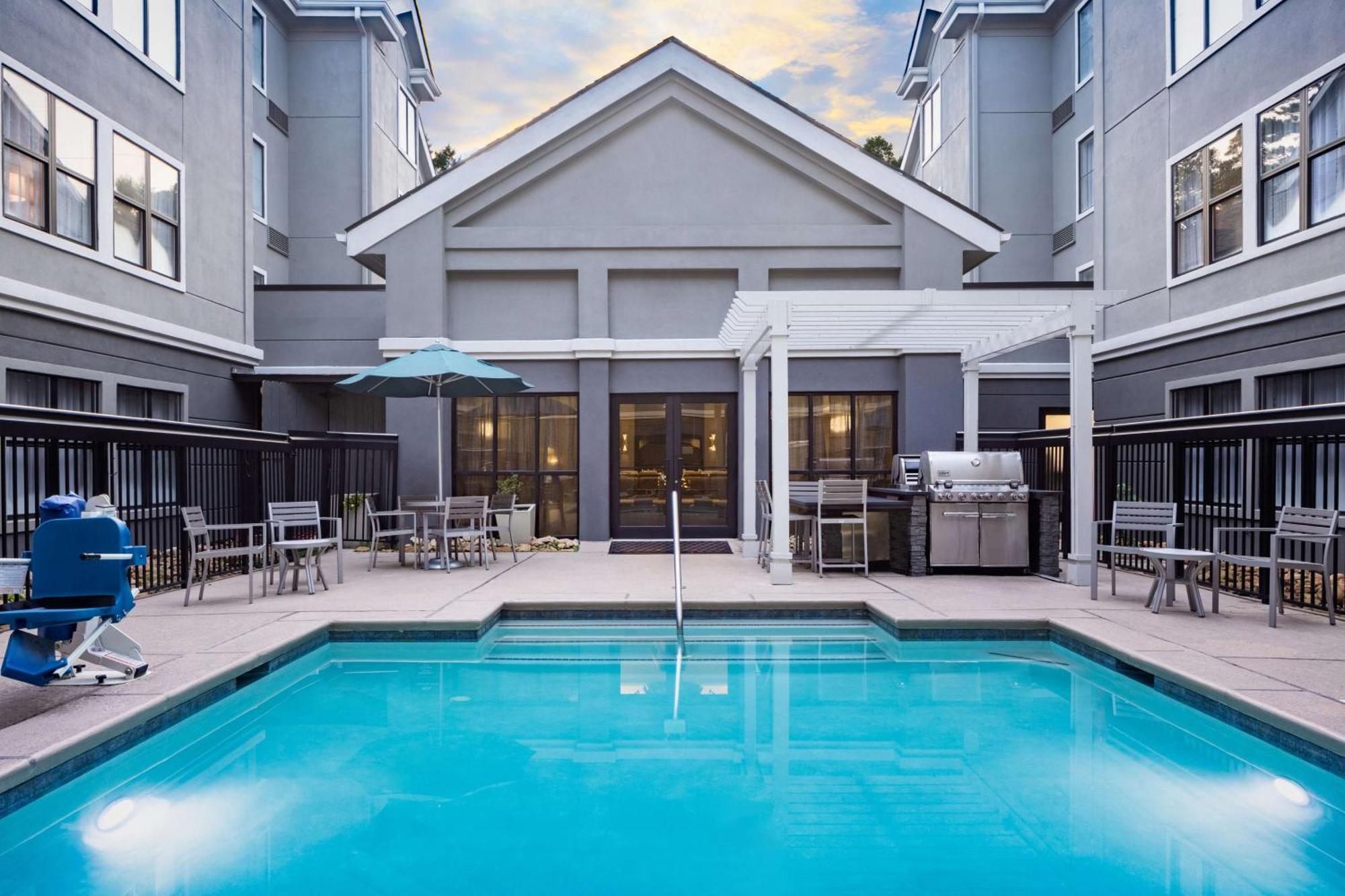 Homewood Suites By Hilton Atlanta Lenox Buckhead מראה חיצוני תמונה